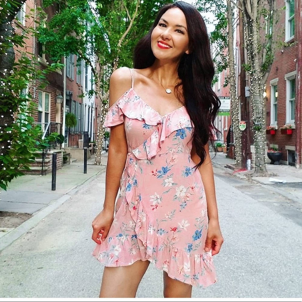 ❤️ Gorgeous Pink Floral Off-Shoulder Spaghetti Strap Wrap Dress - Small